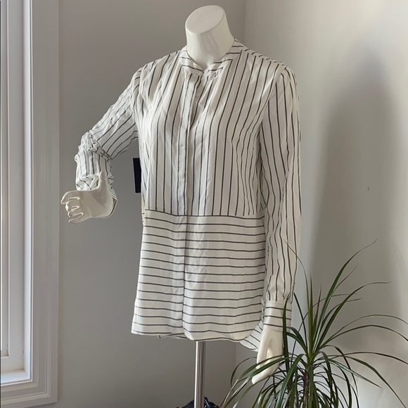 NWT Marciano Top - Picture 1 of 2